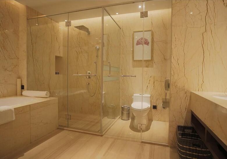 Yinjian Jianguo Hotel Heihe