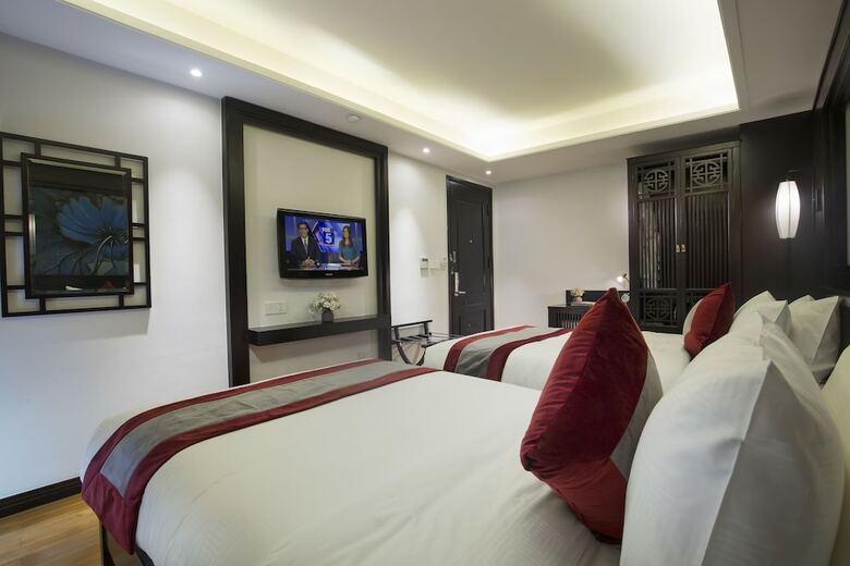 Golden Lotus Boutique Hotel