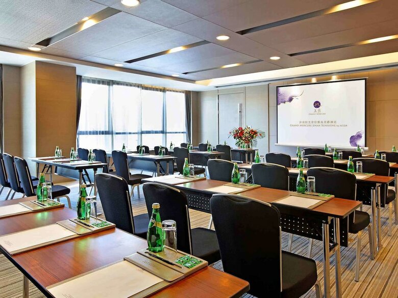 Hotel Grand Mercure Jinan Sunshine