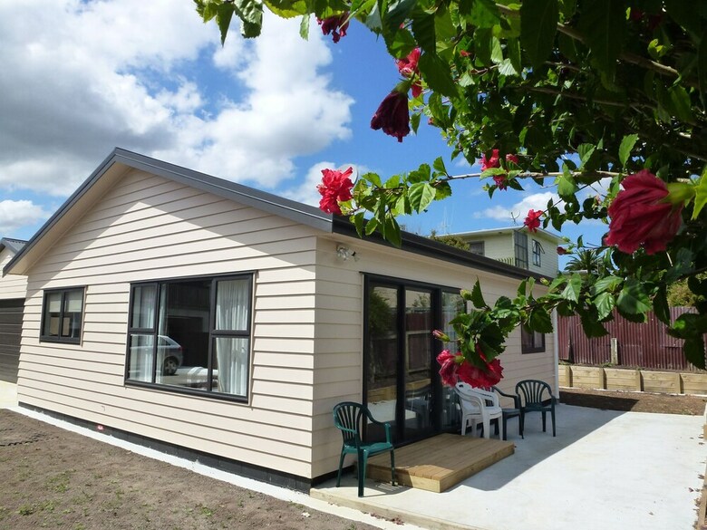 Raglan Sunset Motel