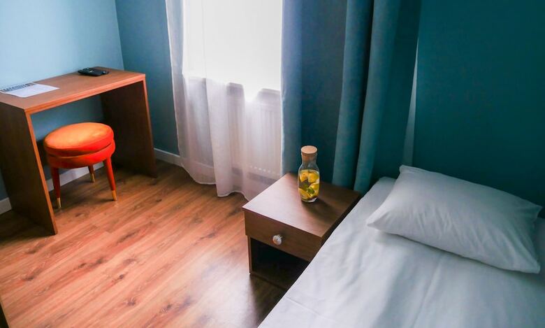 Hostal Elegant Hostel & Apartments