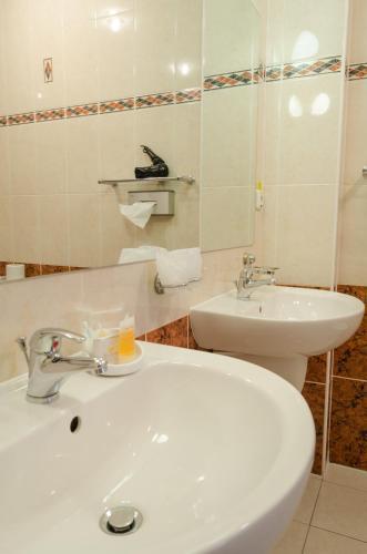 Best Western Hotel West