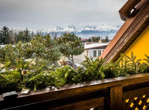 Hostal Vila House Family