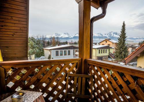 Hostal Vila House Family