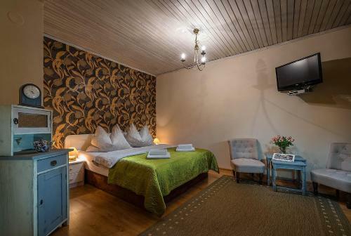 Hostal Vila House Family