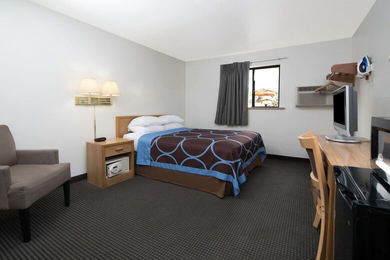 Motel Super 8 By Wyndham Billings