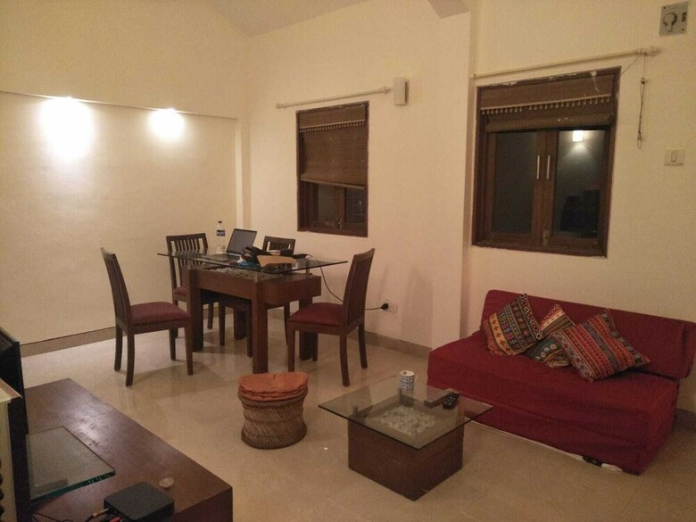 Apartamento Beautiful Balconied 2-bed Flat