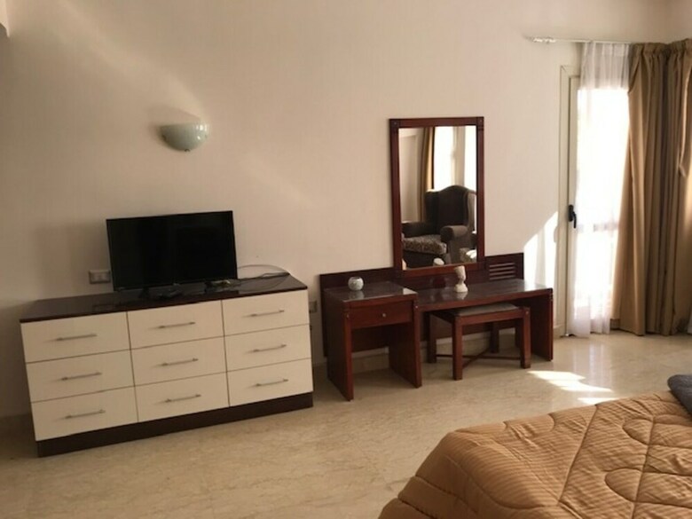 4-bed Villa With Private Pool