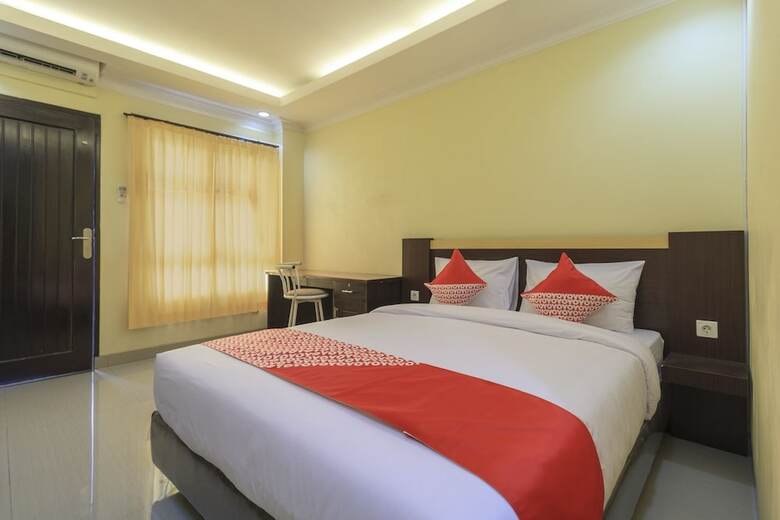 Hostal Oyo 2814 Debitos Hotel