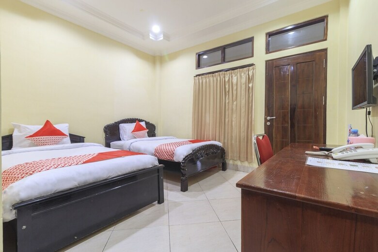Hostal Oyo 2814 Debitos Hotel