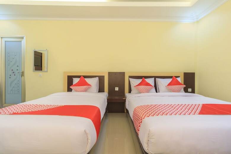 Hostal Oyo 2814 Debitos Hotel