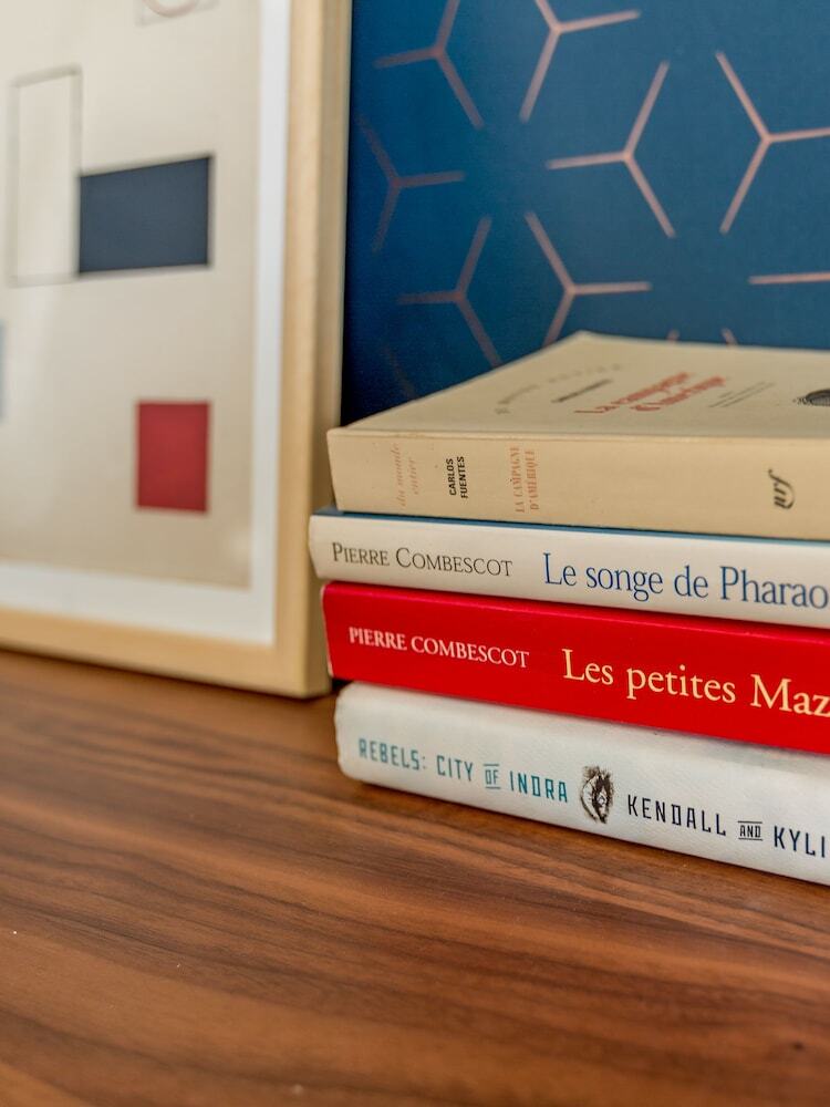 Edgar Suites Chic Studio Levallois Champ