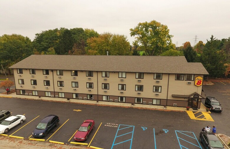 Hotel Super 8 By Wyndham Kalamazoo