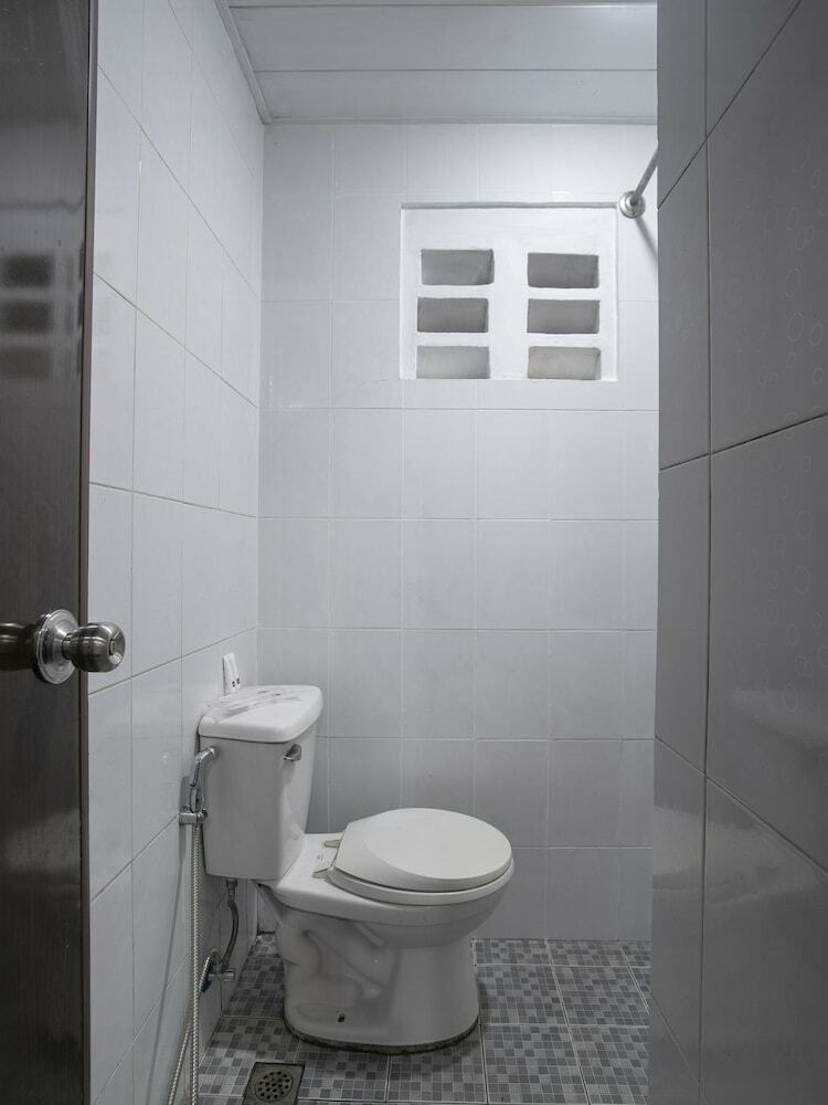 Hotel Oyo 549 Sajj Bldg