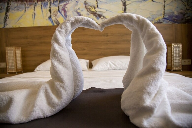 Golden World Suite Hotel