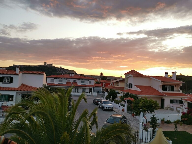 Hotel Happy Home Obidos