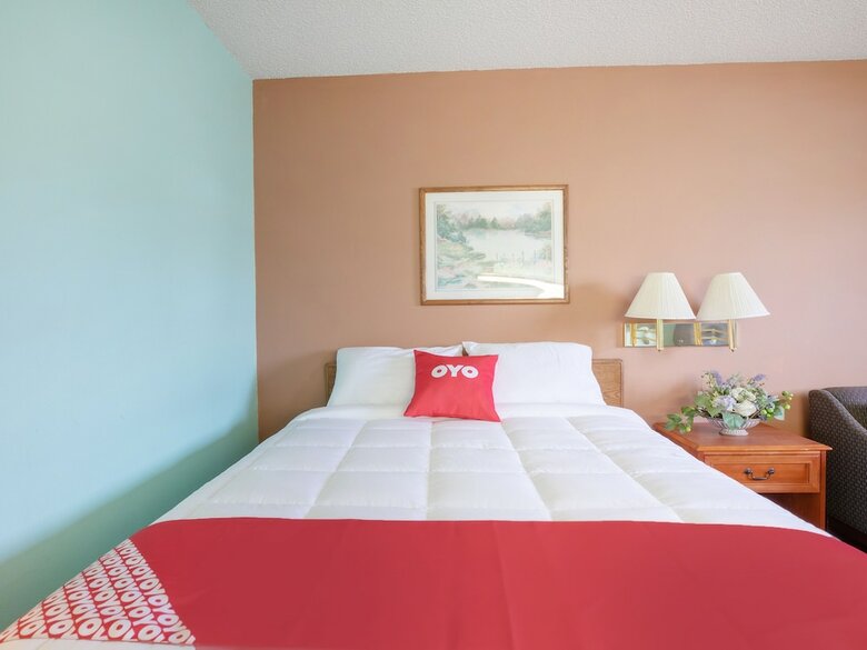 Oyo Hotel Ozark Mo Hwy 65