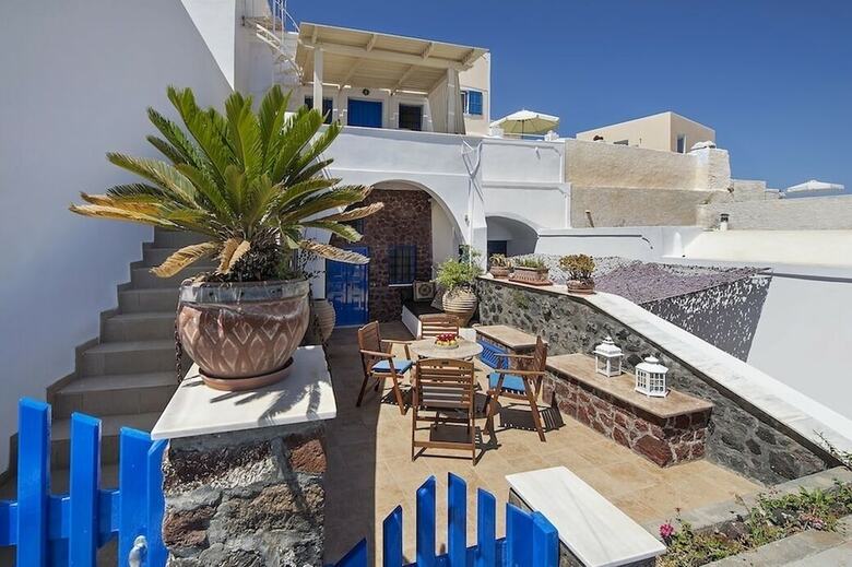 Apartamentos Santorini Folia Bianca