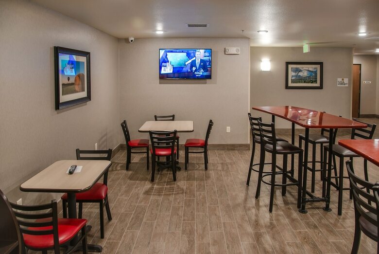 My Place Hotel- Phoenix West-avondale Az