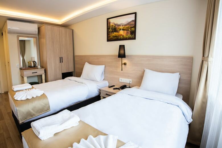 Royal Bosphorus Hotel