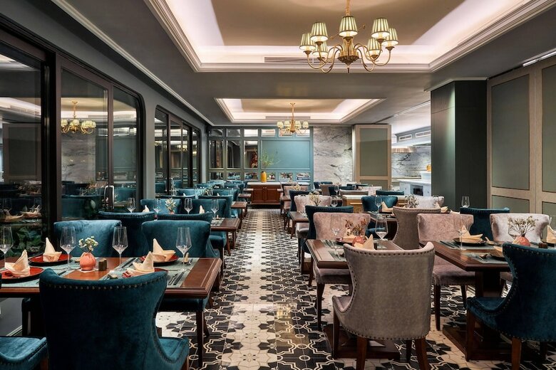 Peridot Grand Hotel & Spa By Aira