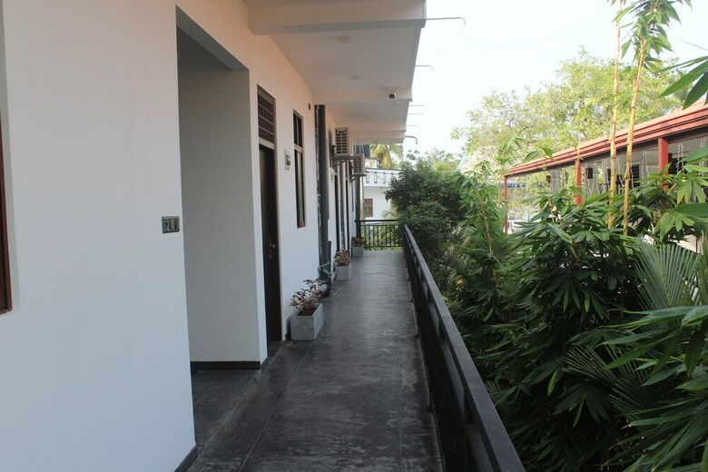Hotel Surf N Summer