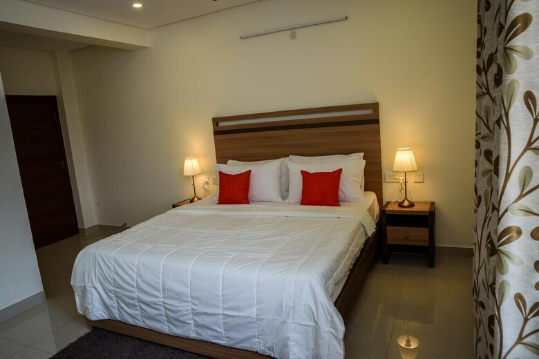 Hotel Cloud9 Homes Service Apartment