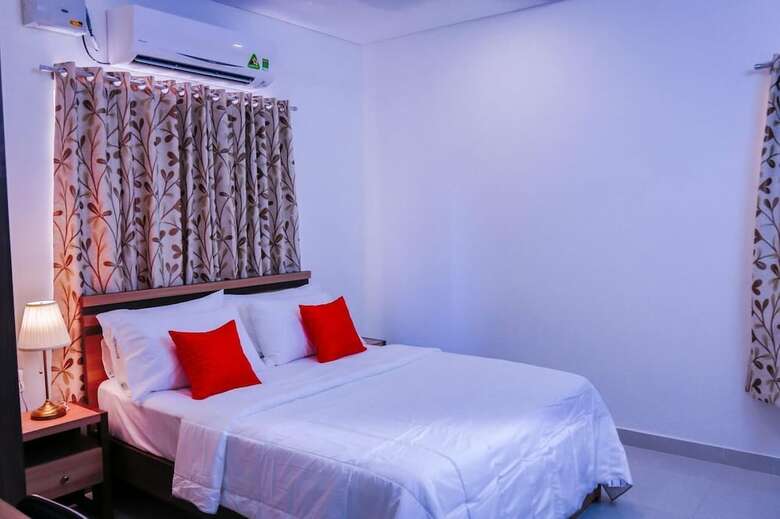 Hotel Cloud9 Homes Service Apartment