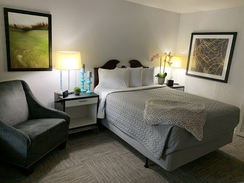 Hotel Heritage House Inn