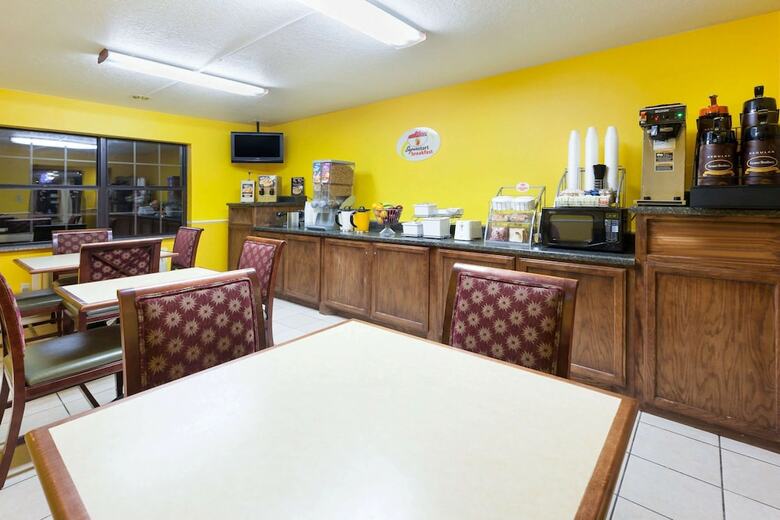 Motel Super 8 By Wyndham Sulphur