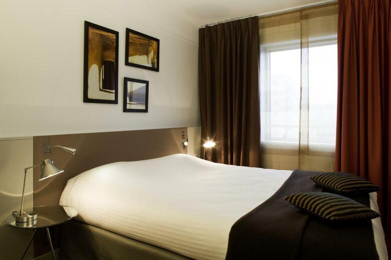 Hotel Residence Mercure Paris La Defense Grande Arche