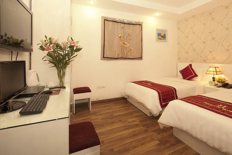 Hanoi Holiday Diamond Hotel