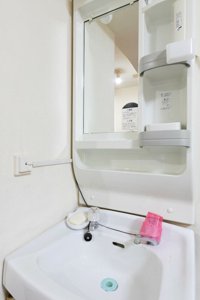 Otsuka Station Apartment Hotel