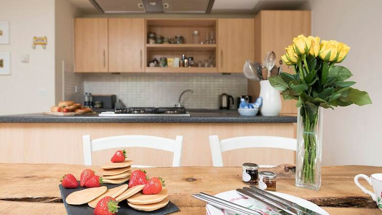 64 Clapton Square � Amazing 2 Bed Apartment Close To Clapton Square