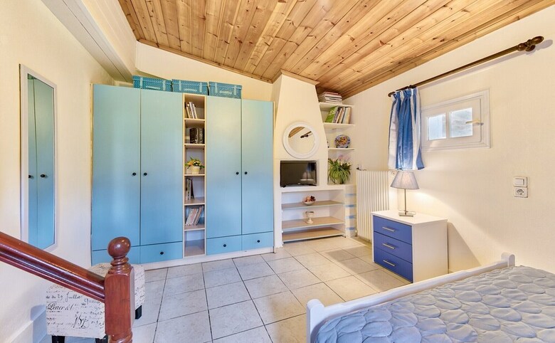 Ina Apartment