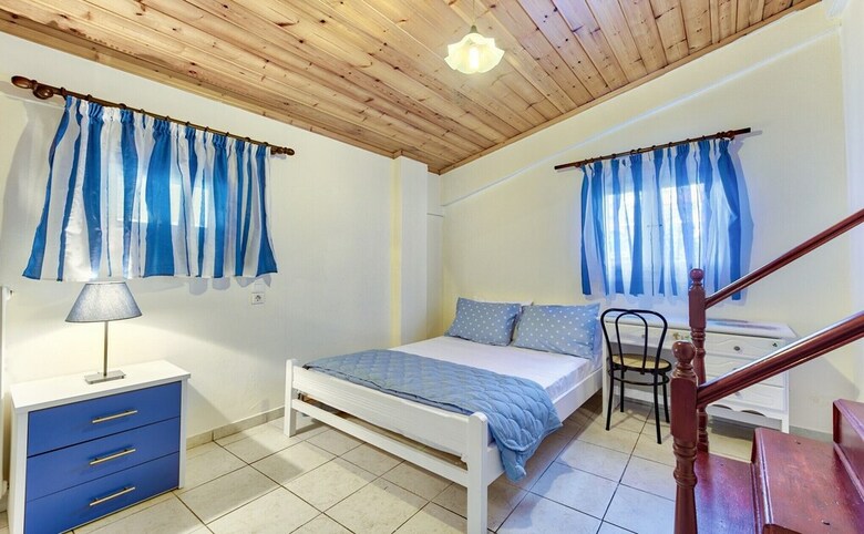 Ina Apartment