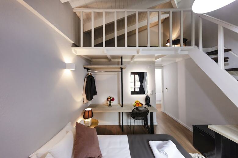 Hotel White Hills