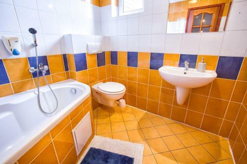 Hostal Pension Aqualand