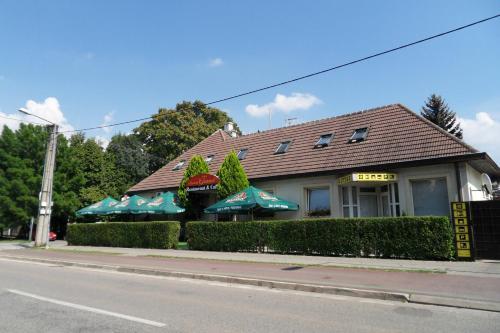 Bed & Breakfast Penzi�n Grand