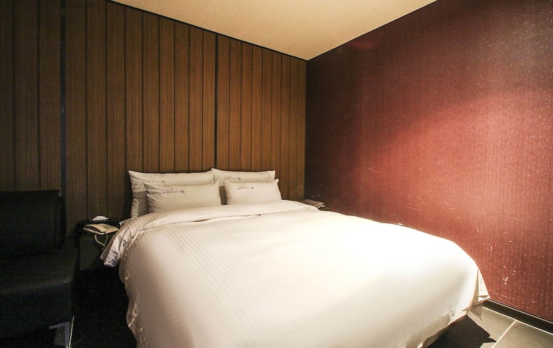 Yeoubi Hotel