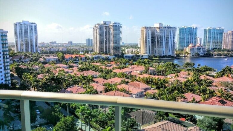 1 Bedroom Bay & Ocean View Or1520