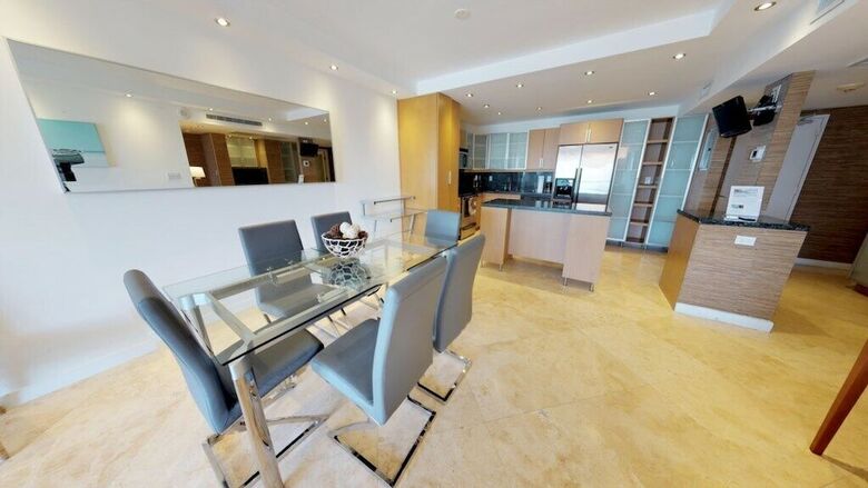1 Bedroom Bay View Or1422