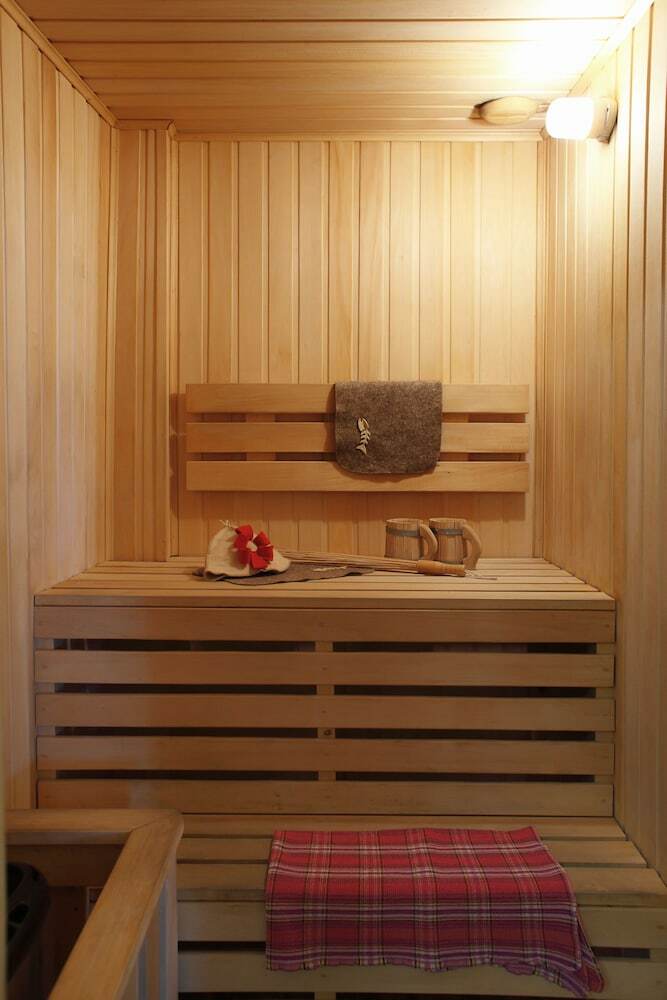 Tonika Hotel