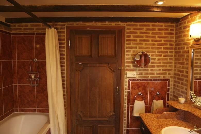 Bed & Breakfast Carmelites Guest House