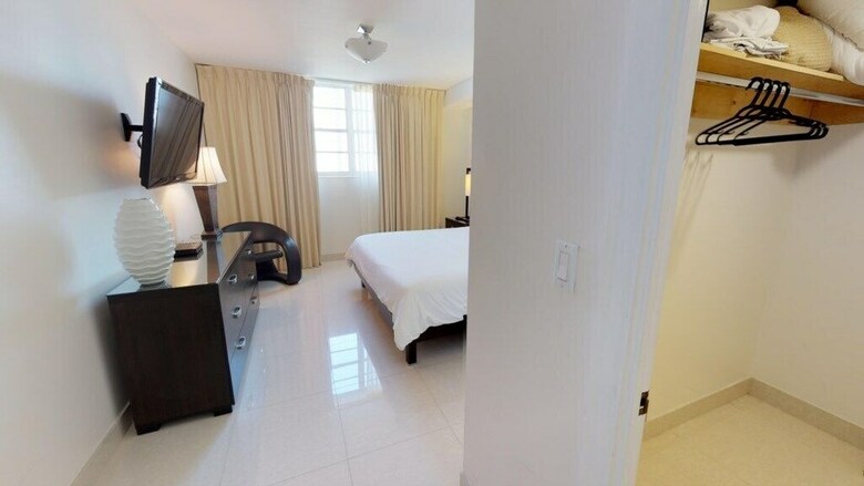 Luxury 2 Bedroom Ocean View - Or1427
