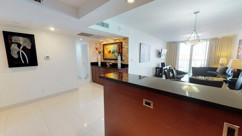 Luxury 2 Bedroom Ocean View - Or1427