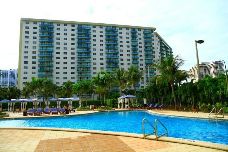 Apartamento Modern 1 Bedroom Ocean View Or907