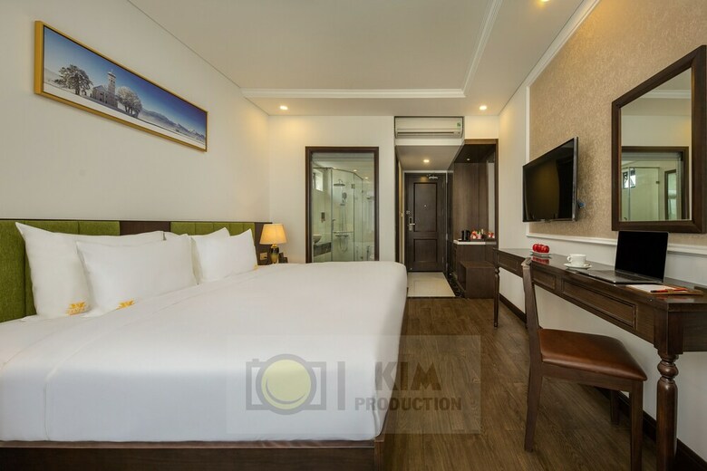 Santa Luxury Hotel