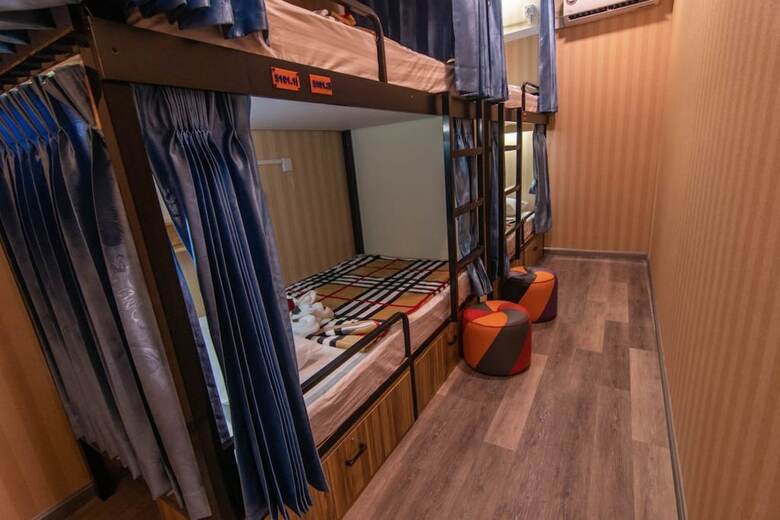 Hostal Aplus Hostel