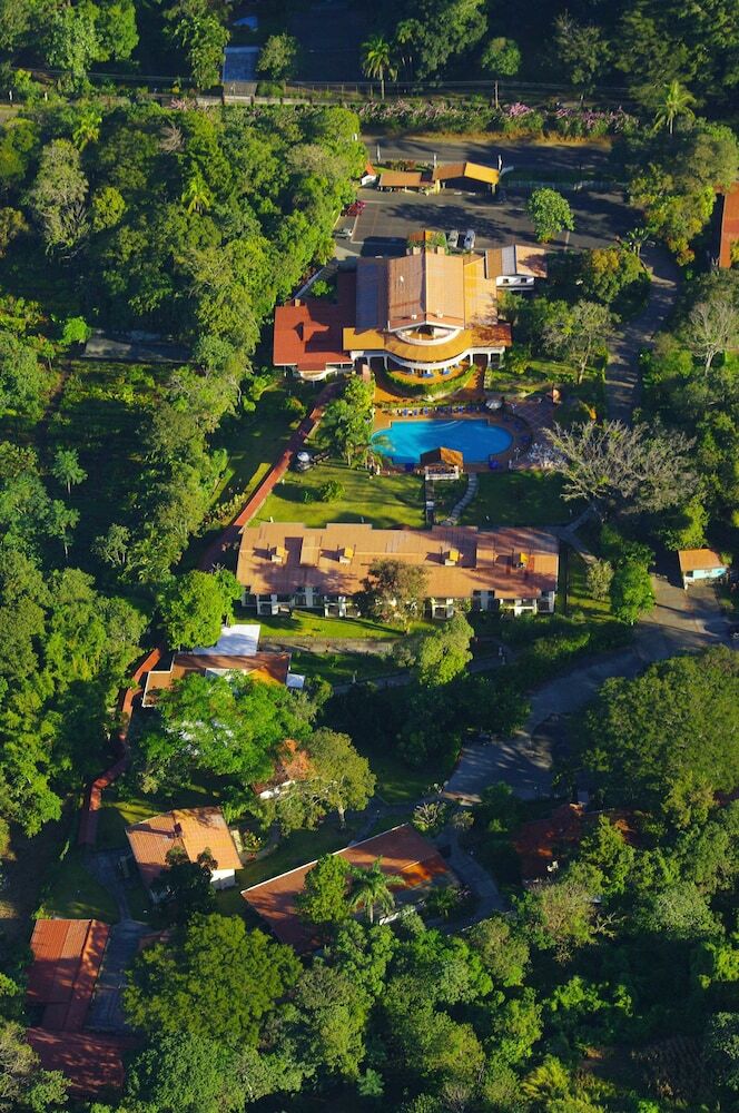 Hotel Martino Spa And Resort